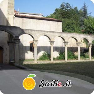 Sant'Angelo di Brolo - Chiostro di San Francesco d'Assisi